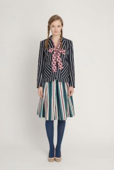 AW1213 THOUSAND PHEASANTS BOW FRONT BLOUSE - DAMSON - Other Image